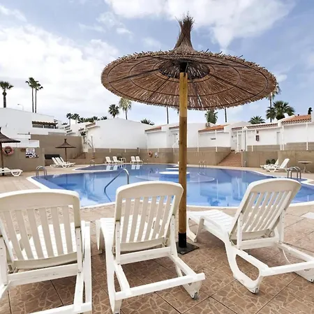 Child-friendly, 3-bedroom With Garden Near The Aqualand אדחה