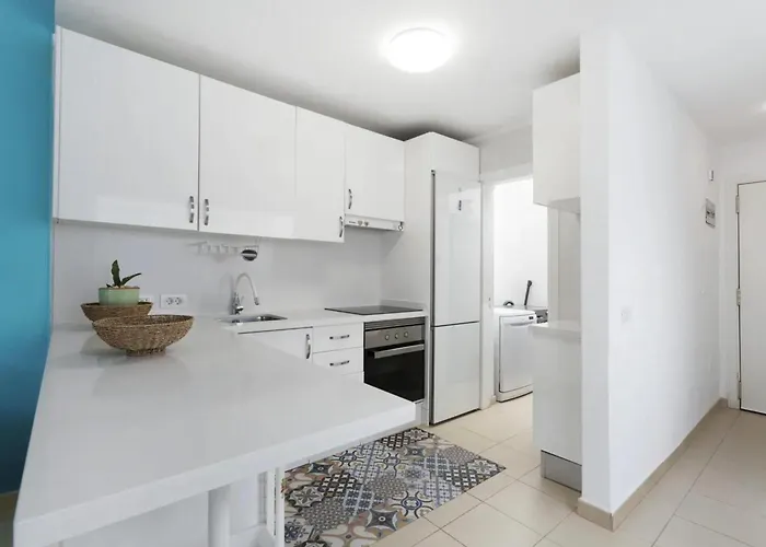 Апартаменти Child-friendly, 3-bedroom With Garden Near The Aqualand