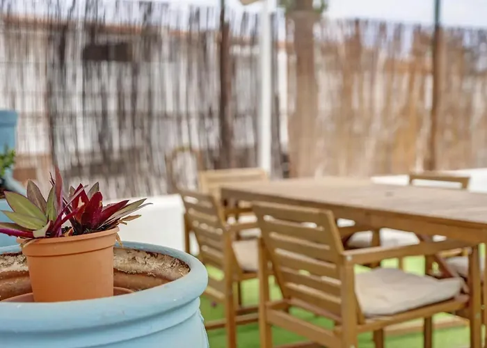 Апартаменти Child-friendly, 3-bedroom With Garden Near The Aqualand *