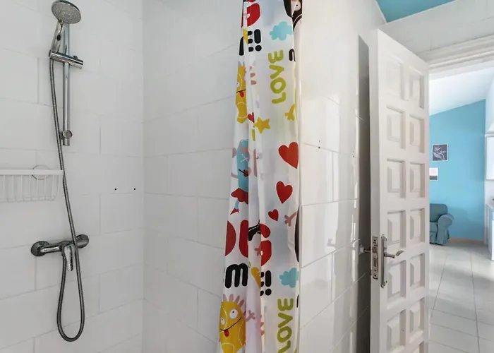 Апартаменти Child-friendly, 3-bedroom With Garden Near The Aqualand Адехе